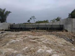 廣東懷集氣盾壩 高2米 長(zhǎng)